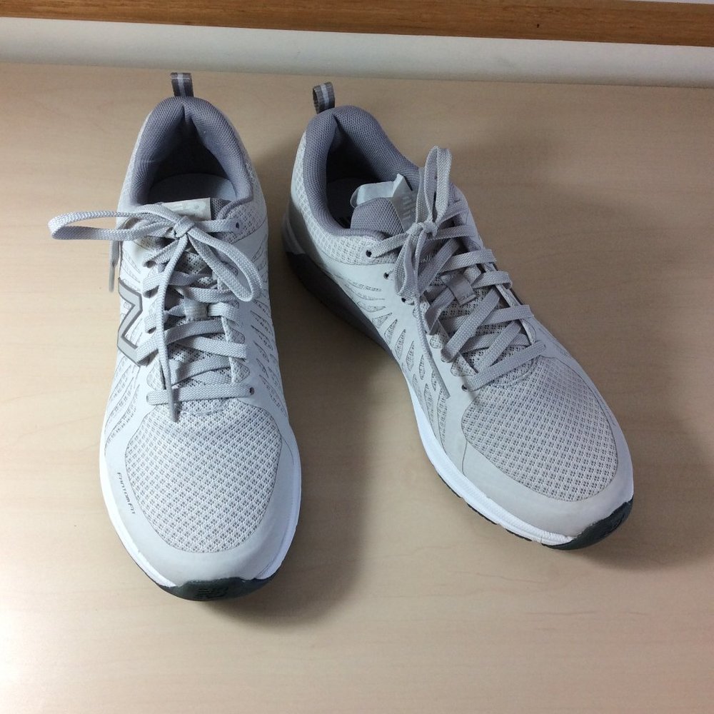Women's New Balance Walking Shoes - New! Size 8 wide